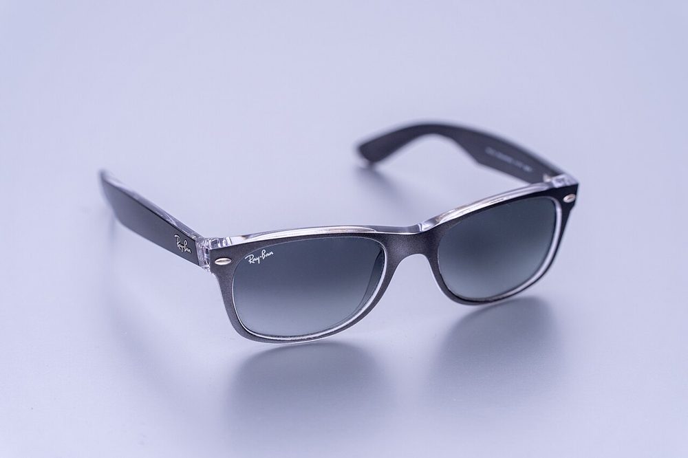 Boulevard Square – Black / Grey Gradient