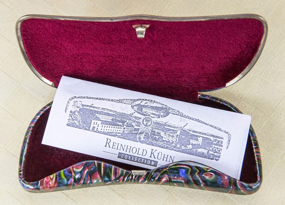 Marbled Clamshell Case
